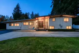 475 Newlands Road, West Vancouver, BC