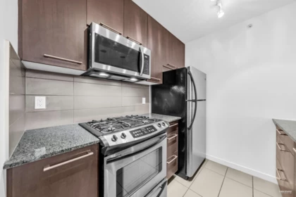 Kitchen Photo of 1008 2979 Glen Drive, Coquitlam, BC