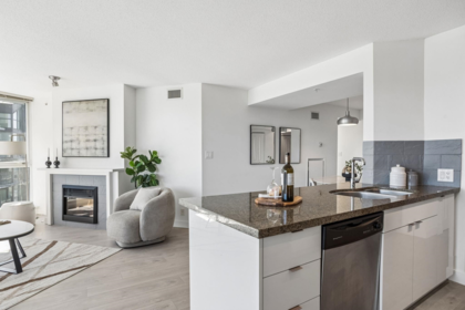 Office / Den Photo of 1805 6068 No. 3 Road, Richmond, BC