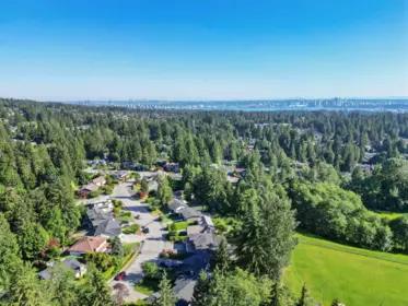 5199 Cliffridge Avenue, North Vancouver, BC, North Vancouver — Single Family Residence for sale