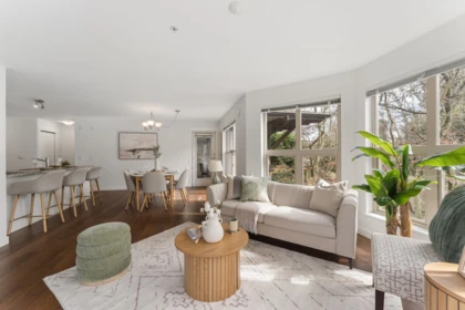 206 1468 St. Andrews Avenue, North Vancouver, BC, North Vancouver — Apartment/Condo for sale