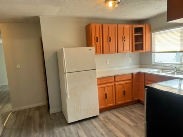 Kitchen Island Photo of 12893 114a Avenue, Surrey, BC