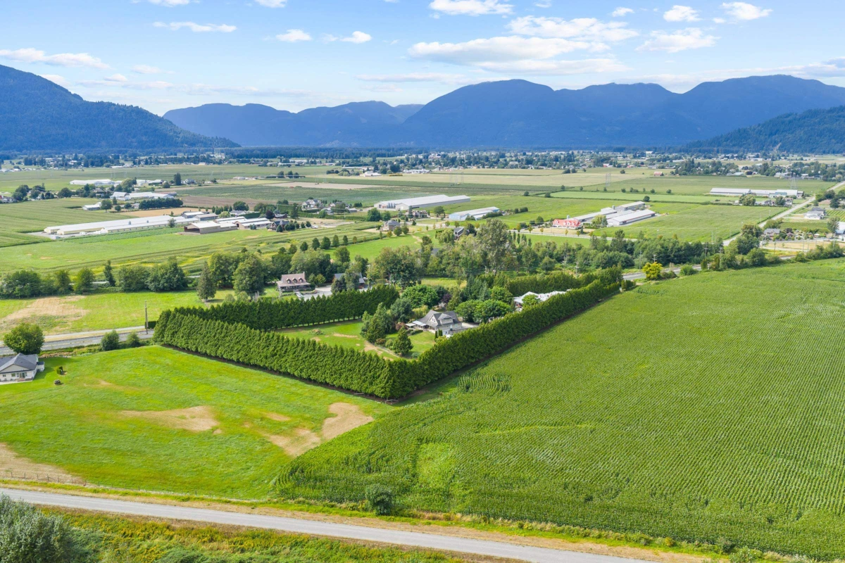 Exterior Rear Photo of 5400 Spurline Road, Sardis - Greendale, BC
