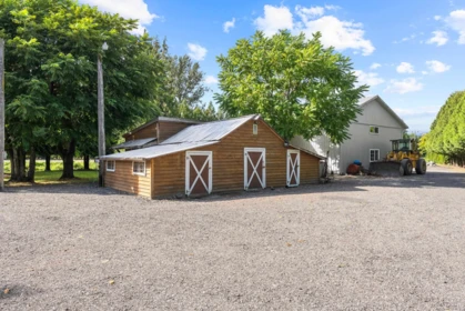 Swimming Pool Photo of 5400 Spurline Road, Sardis - Greendale, BC