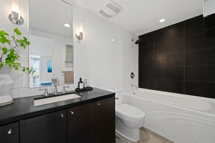 Basement Recreation Room Photo of 403 988 Richards Street, Vancouver, BC