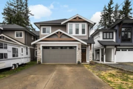 B 9279 Carleton Street, Chilliwack, BC