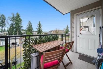 Laundry Room Photo of 311 2990 Boulder Street, Abbotsford, BC