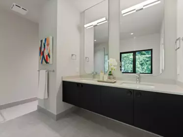 Garage Interior Photo of 5657 Westport Road, West Vancouver, BC