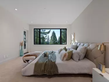 Staircase Photo of 5657 Westport Road, West Vancouver, BC