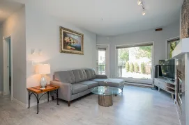 114 10320 156 Street, Surrey, BC