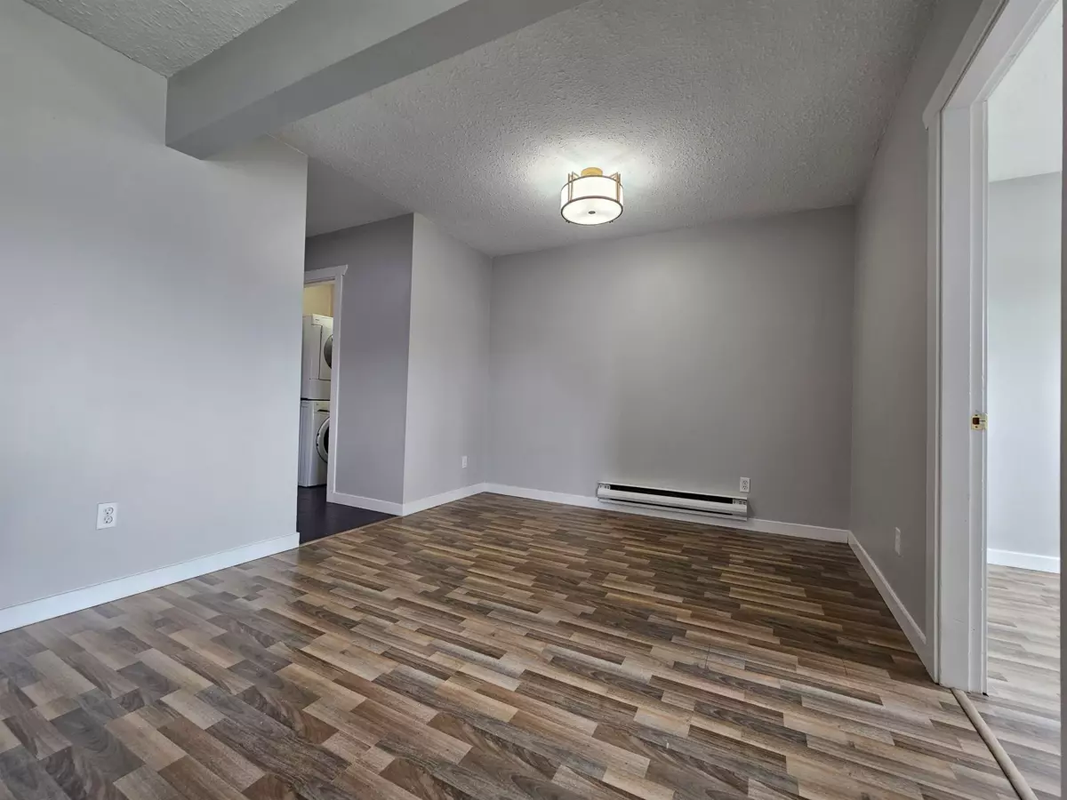 Dining Area Photo of 304 3043 270 Street, Langley, BC