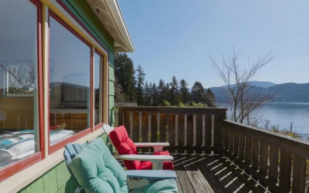 466 Central Avenue, Gibsons, BC, Gibsons — Single Family Residence for sale