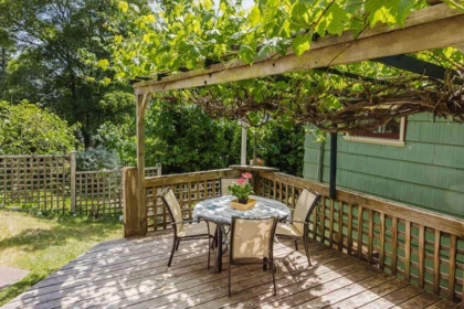 Outdoor Deck Photo of 466 Central Avenue, Gibsons, BC