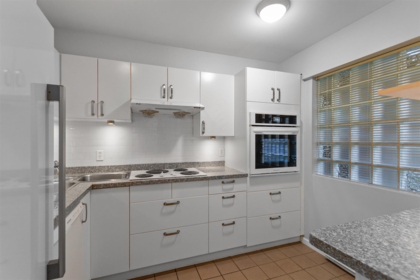 Breakfast Nook Photo of 201 4688 W 10th Avenue, Vancouver, BC