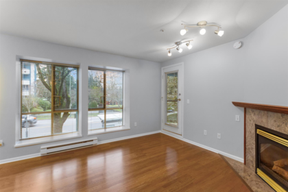 Kitchen Photo of 201 4688 W 10th Avenue, Vancouver, BC