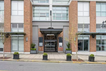 604 15152 Russell Avenue, White Rock, BC, White Rock — Apartment/Condo for sale