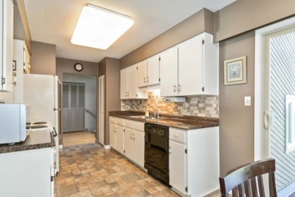 Breakfast Nook Photo of 20123 49a Avenue, Langley, BC