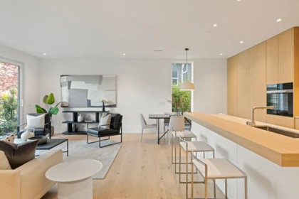 Breakfast Nook Photo of 1 2830 Musqueamview Street, Vancouver, BC