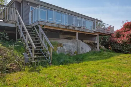 5796 Trail Avenue, Sechelt, BC, Sechelt — Single Family Residence for sale