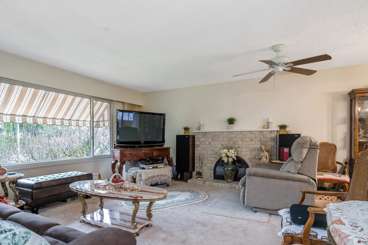 Dining Area Photo of 26853 Alder Drive, Langley, BC