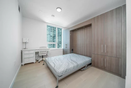 Walk-In Closet Photo of 1407 6537 Telford Avenue, Burnaby, BC