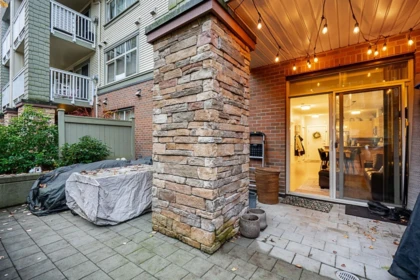 Front Yard Photo of 107 6500 194 Street, Surrey, BC