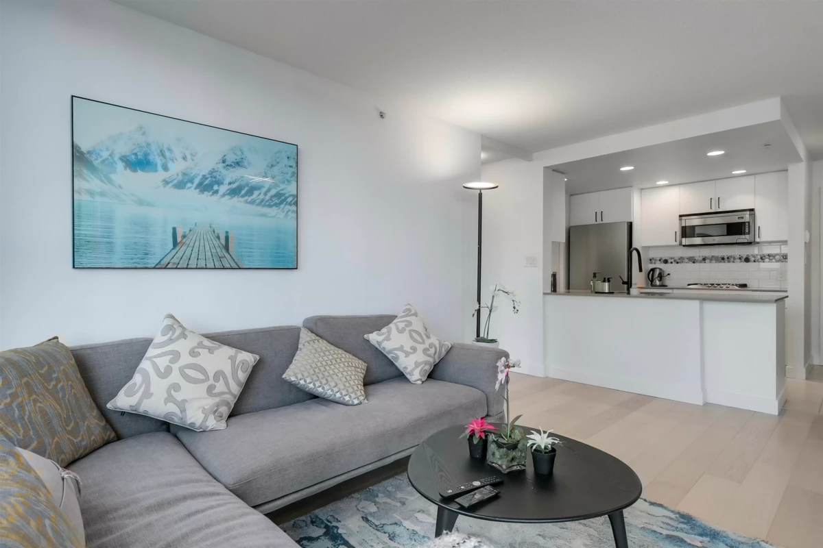 Family Room Photo of 805 550 Pacific Street, Vancouver, BC