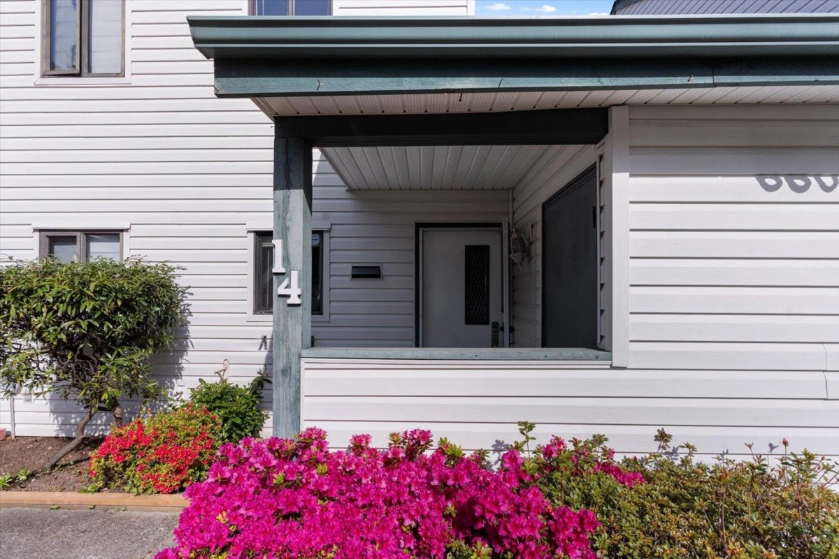Exterior Rear Photo of 14 6609 138 Street, Surrey, BC