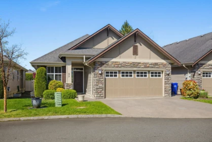 Fitness Center Photo Near 53 6577 Southdowne Place, Chilliwack, BC