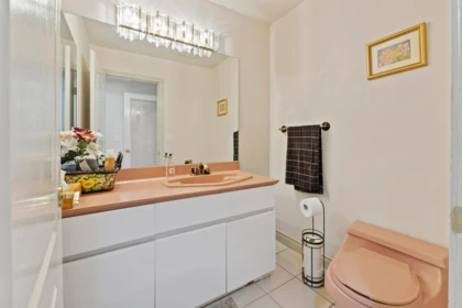 Powder Room Photo of 5748 126 Street, Surrey, BC