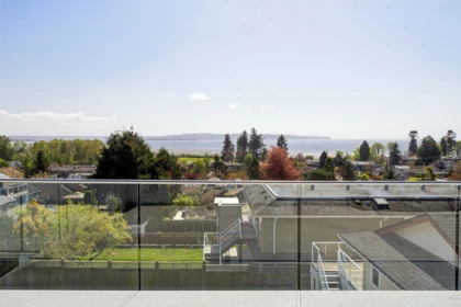 Outdoor Patio Photo of 956 Kent Street, White Rock, BC