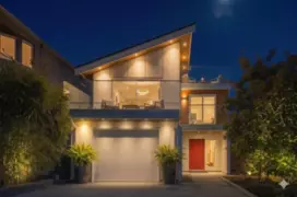 956 Kent Street, White Rock, BC