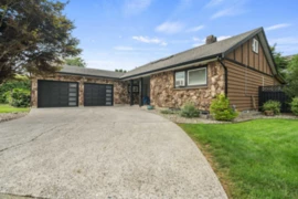 1752 Cedar Place, Agassiz, BC