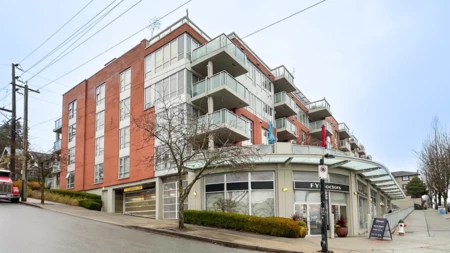 Loft / Bonus Room Photo of 403 3811 Hastings Street, Burnaby, BC