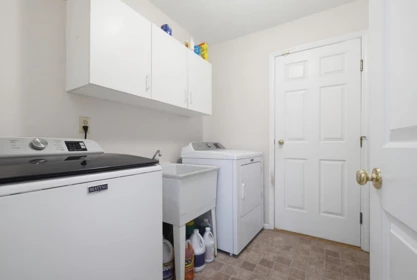 Basement Recreation Room Photo of 2165 Tower Court, Port Coquitlam, BC