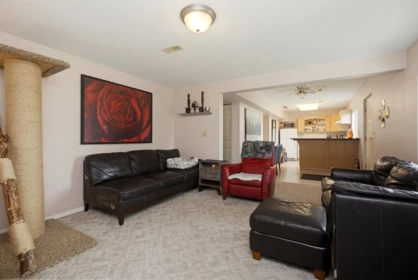 Hallway Photo of 2165 Tower Court, Port Coquitlam, BC