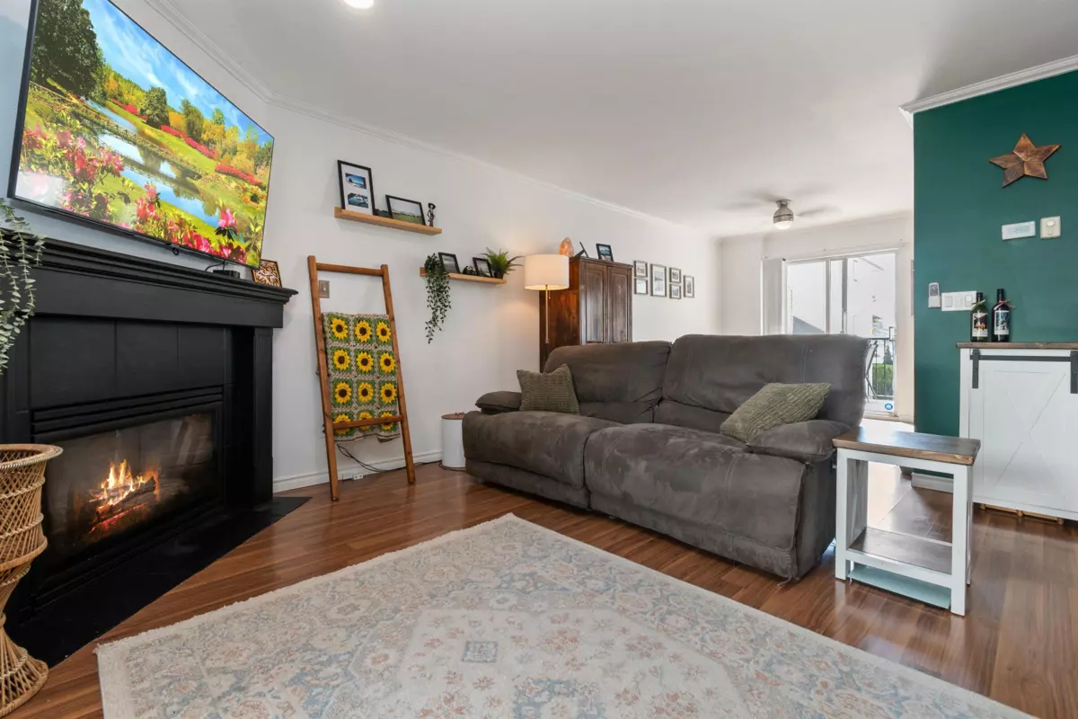 Family Room Photo of 9 45740 Thomas Road, Chilliwack, BC