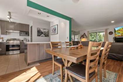 Kitchen Photo of 9 45740 Thomas Road, Chilliwack, BC