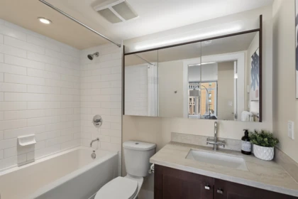 Loft / Bonus Room Photo of 1205 888 Homer Street, Vancouver, BC