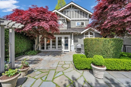 Garden / Landscaping Photo of 2722 W 31st Avenue, Vancouver, BC