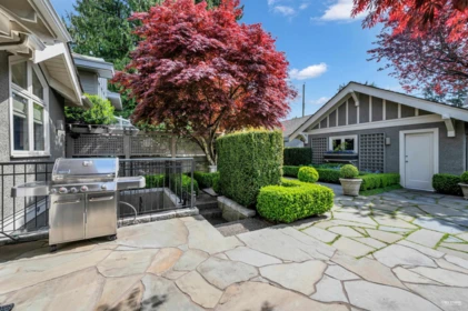 Swimming Pool Photo of 2722 W 31st Avenue, Vancouver, BC