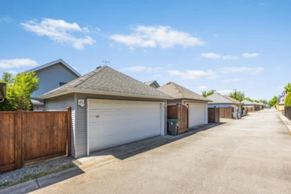 Outdoor Kitchen Photo of 6880 190 Street, Surrey, BC