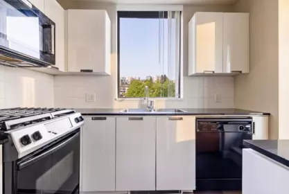 Kitchen Island Photo of 807 151 W 2nd Street, North Vancouver, BC