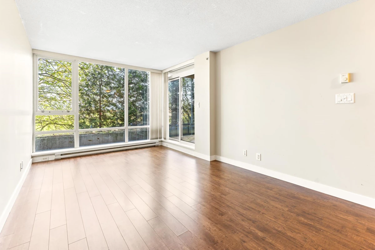 Family Room Photo of 307 9171 Ferndale Road, Richmond, BC