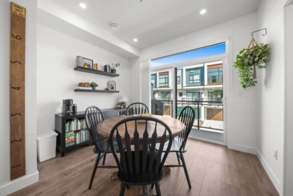 Basement Recreation Room Photo of 468 46150 Thomas Road, Chilliwack, BC