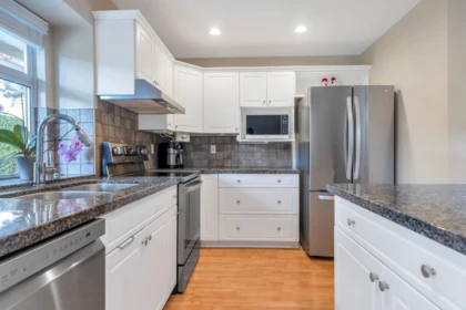 Hallway Photo of 55 15860 82 Avenue, Surrey, BC