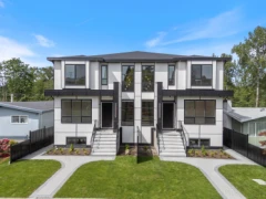 1 6037 Service Street, Burnaby, BC