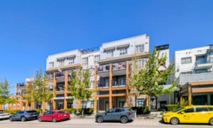206 6077 London Road, Richmond, BC