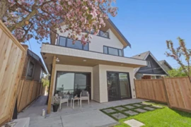 2 625 E 24th Avenue, Vancouver, BC