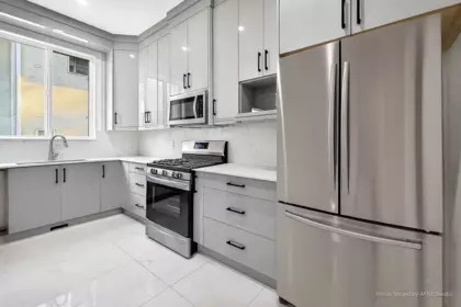 Breakfast Nook Photo of 12893 107 Avenue, Surrey, BC